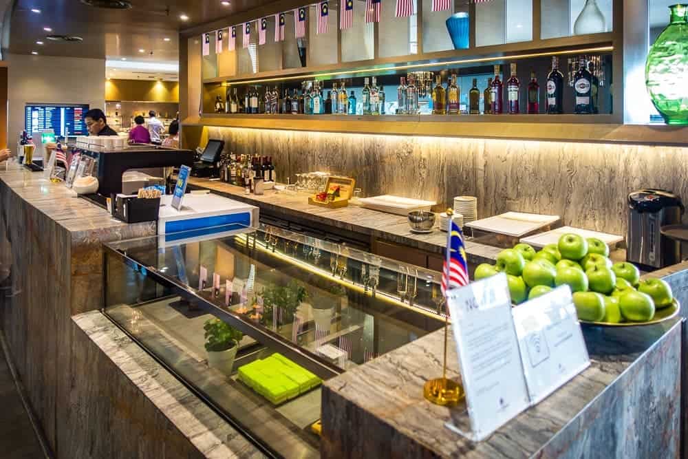 Plaza Premium Lounge KUL 04