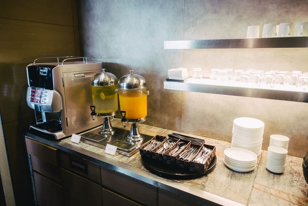 Plaza Premium Lounge KUL 12