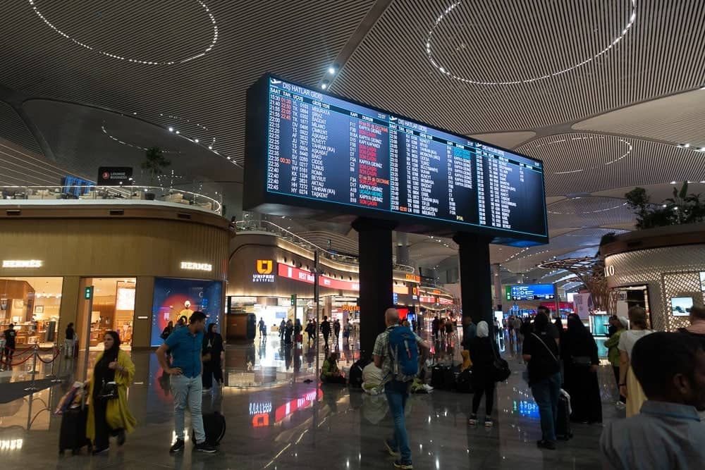 Turkish Airlines Business Lounge IST 10