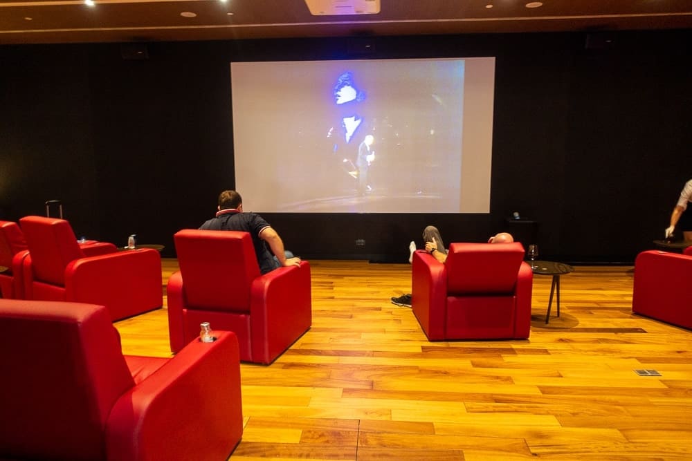 Turkish Airlines Business Lounge IST 38