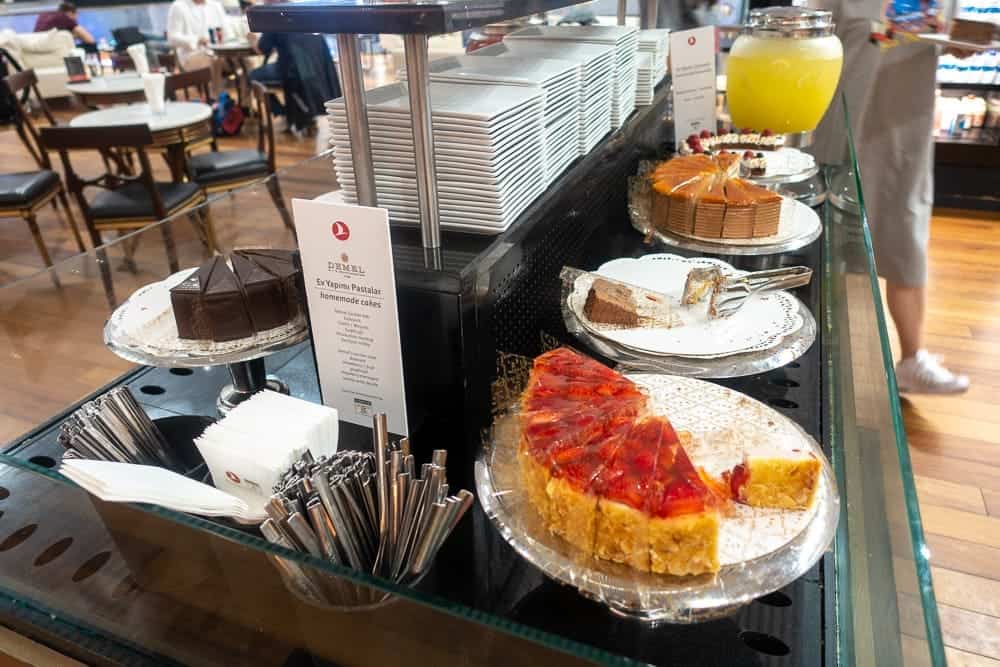 Turkish Airlines Business Lounge IST 51