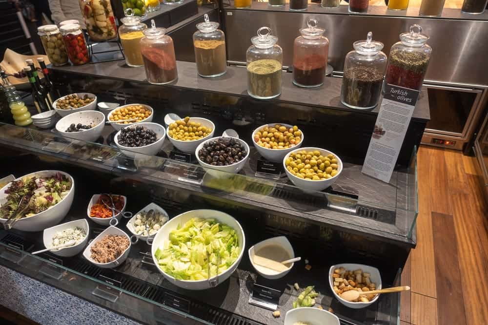 Turkish Airlines Business Lounge IST 65