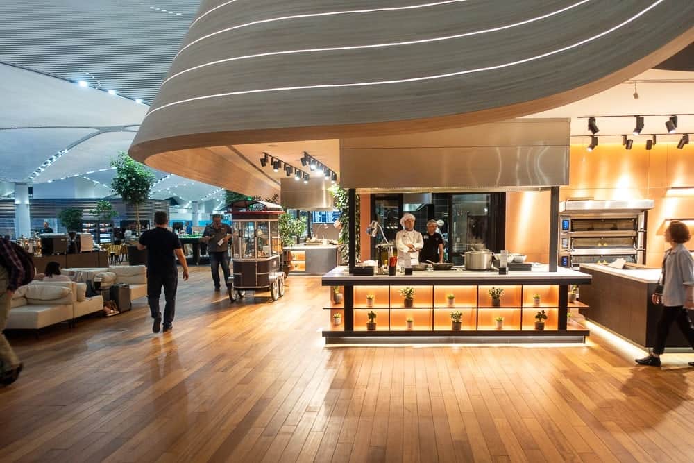 Turkish Airlines Business Lounge IST 82