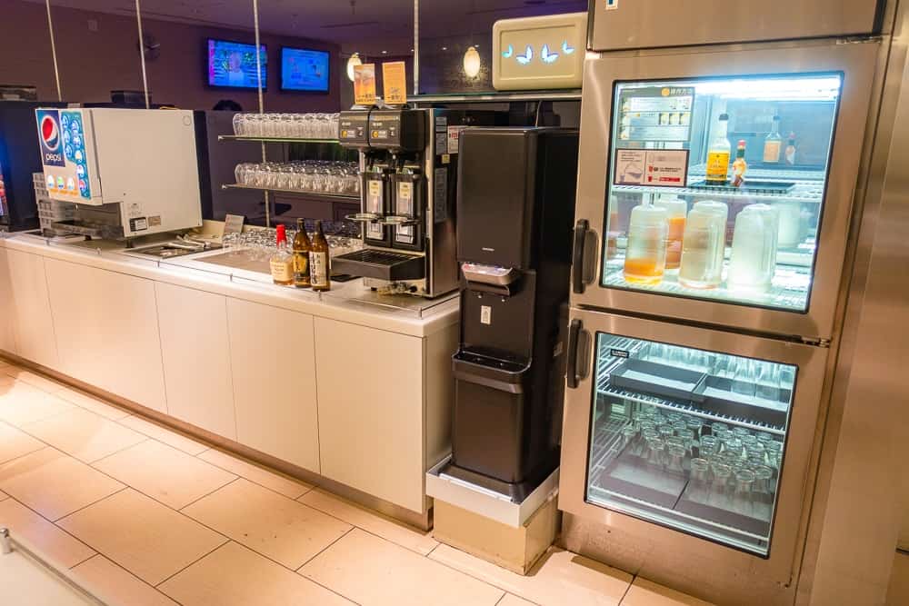 ANA Arrival Lounges NRT 21