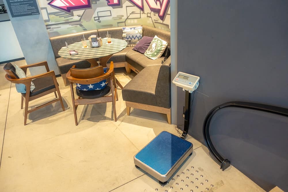 Moxy Osaka Honmachi 12