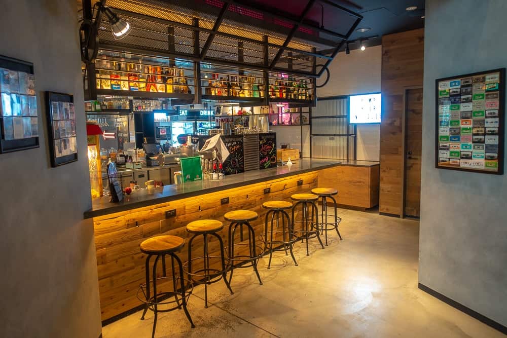 Moxy Osaka Honmachi 14