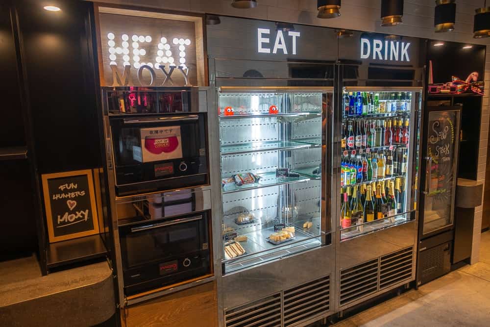 Moxy Osaka Honmachi 17