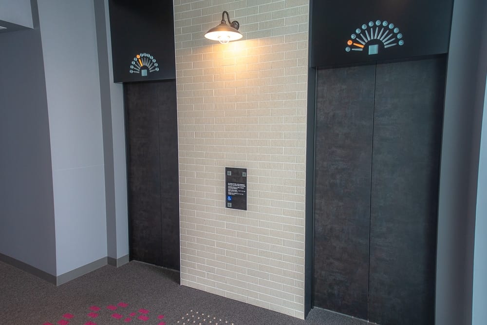 Moxy Osaka Honmachi 23