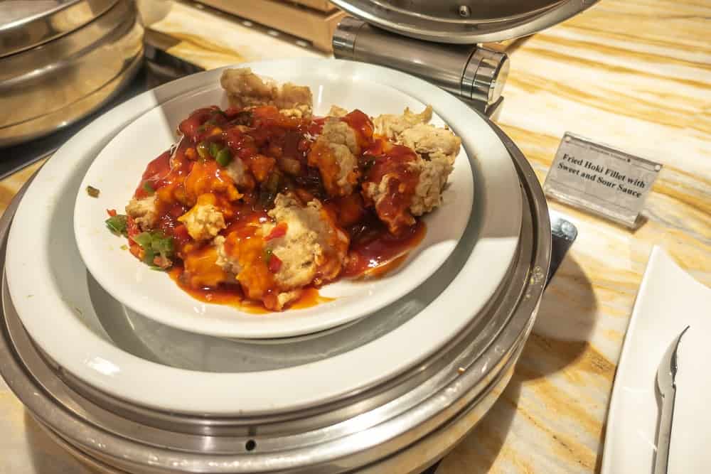 Singapore Airlines SilverKris Lounge SIN 32