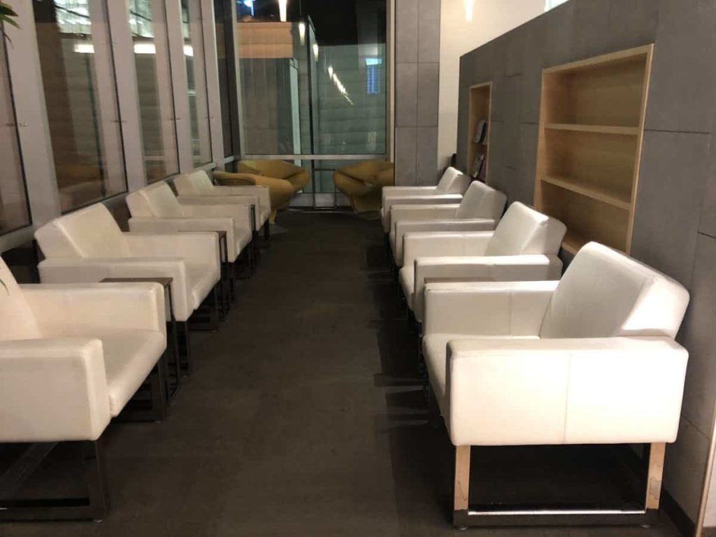 salon VIP de YQB Quebec Jean Lesage Intl 10