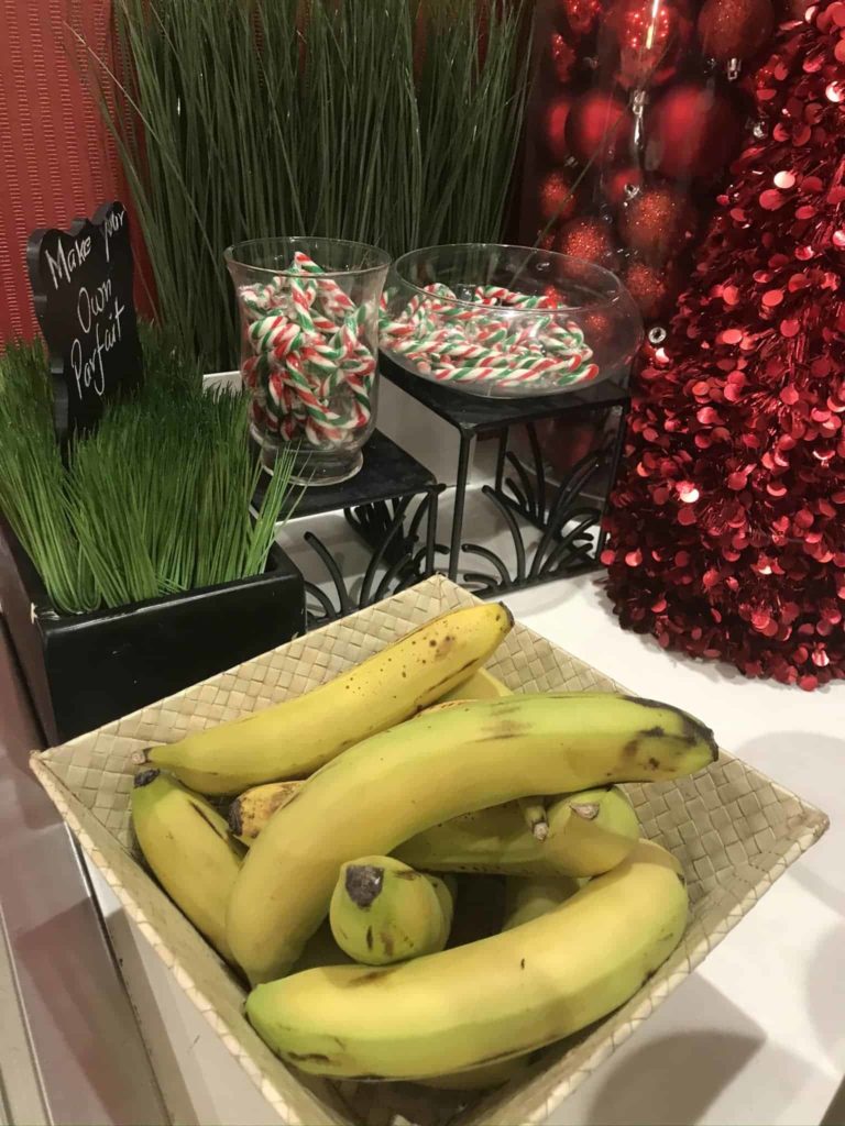 Bananes et cannes de bonbon