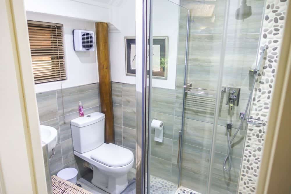 Airbnb Phalaborwa 16