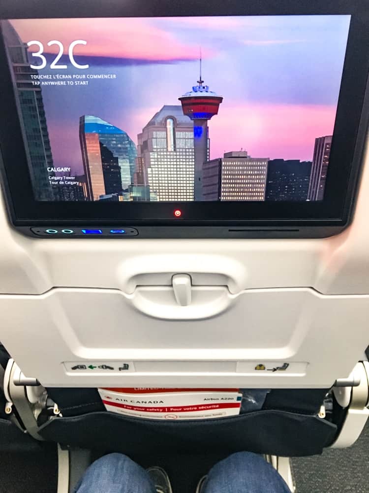 Airbus A220 Air Canada 44