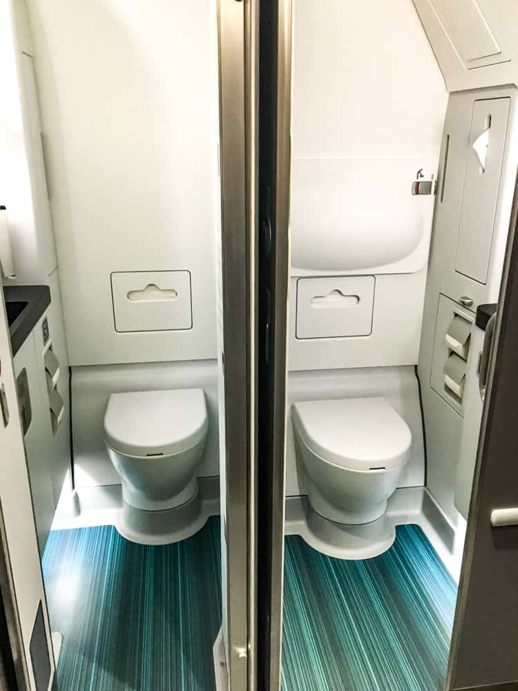 Airbus A220 Air Canada 47