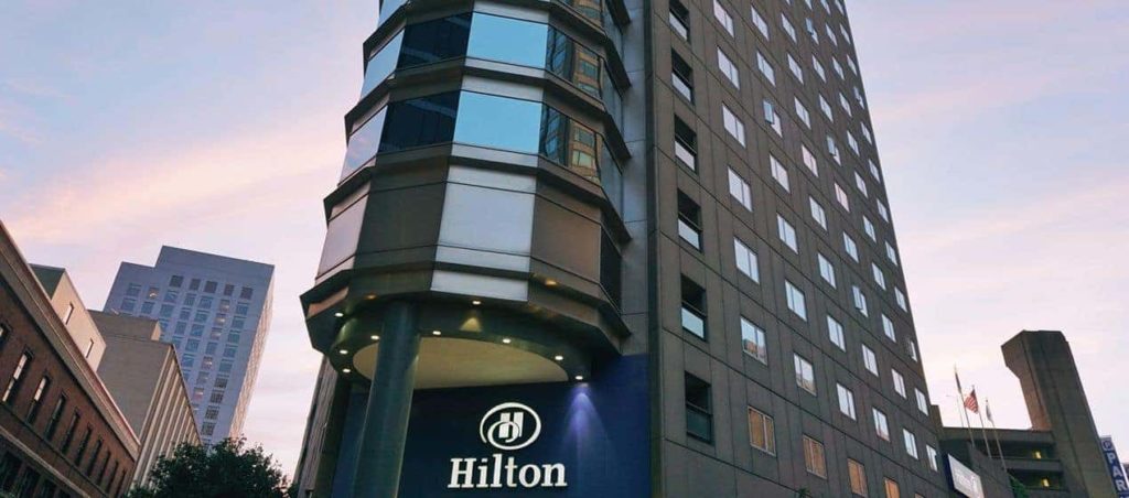 hh-exterior———-x—-fittoboxsmalldimension-lowercenter