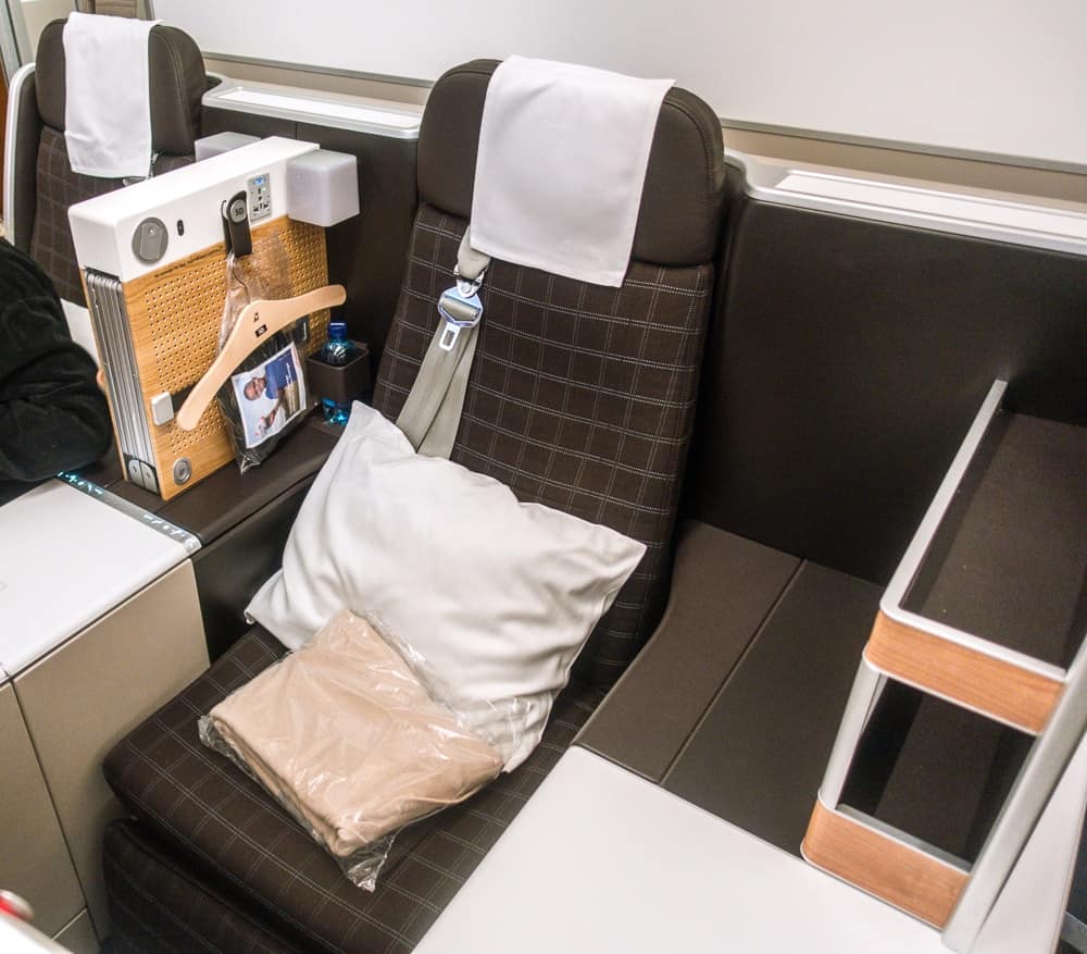 Swiss A340 New Business Class 09