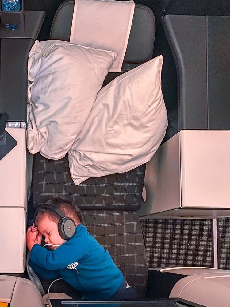 Swiss A340 New Business Class 45