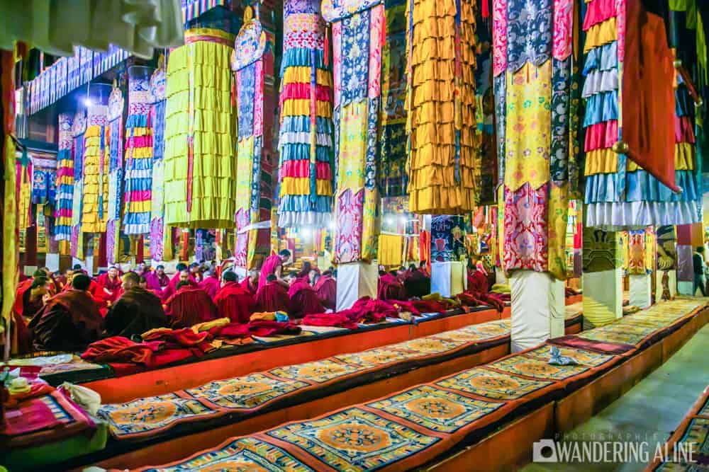 Tibet - Intérieur Du Monastère De Ganden