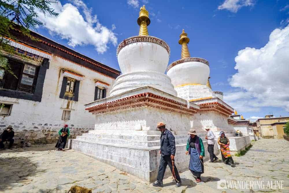 Tibet - Stupa Circumambulation