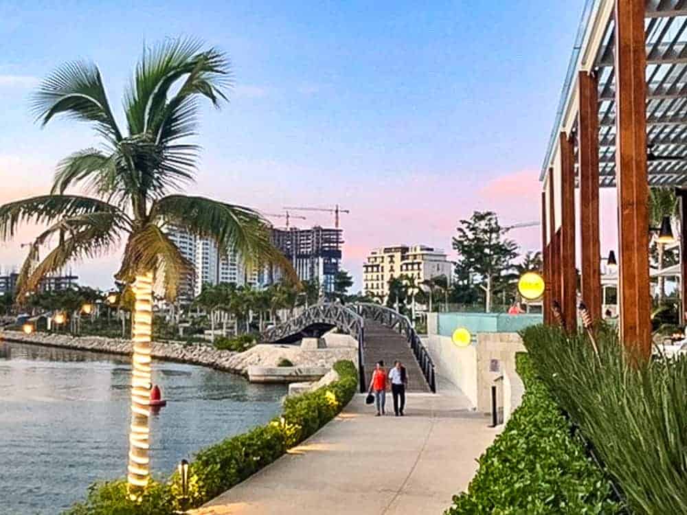 Renaissance Cancun Resort Marina