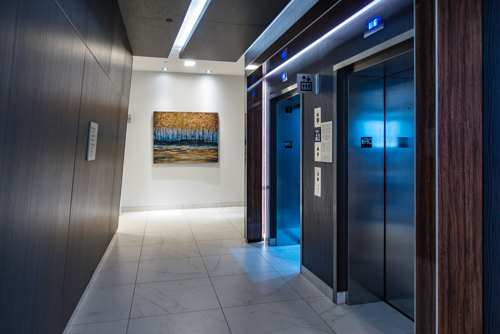 Courtyard Quebec Ascenceur rez-de-chaussée