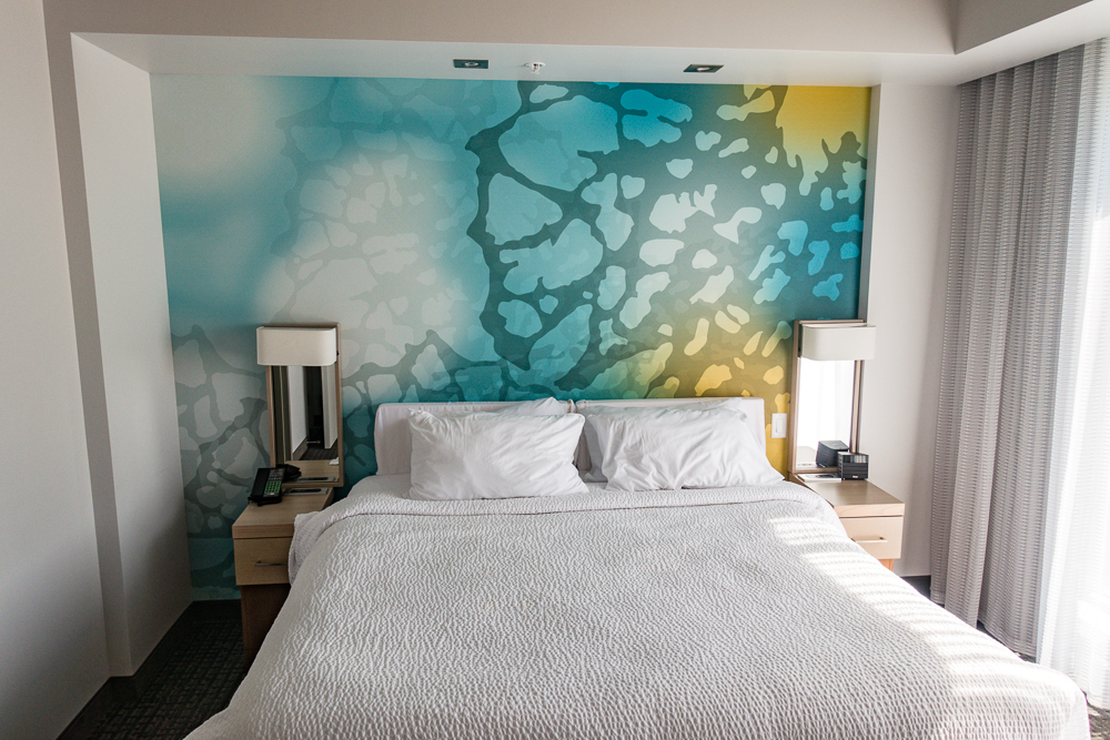 Courtyard Quebec Chambre lit et tables de nuit