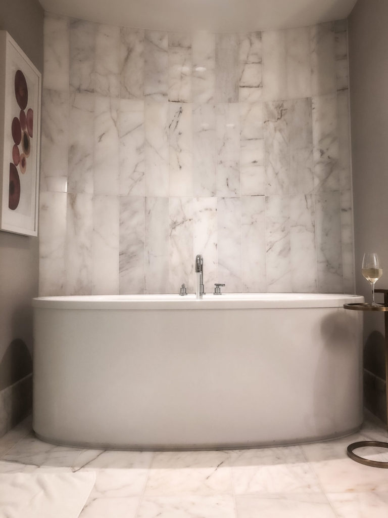 Jw Marriott Parq Kohler Bathtub And Wine