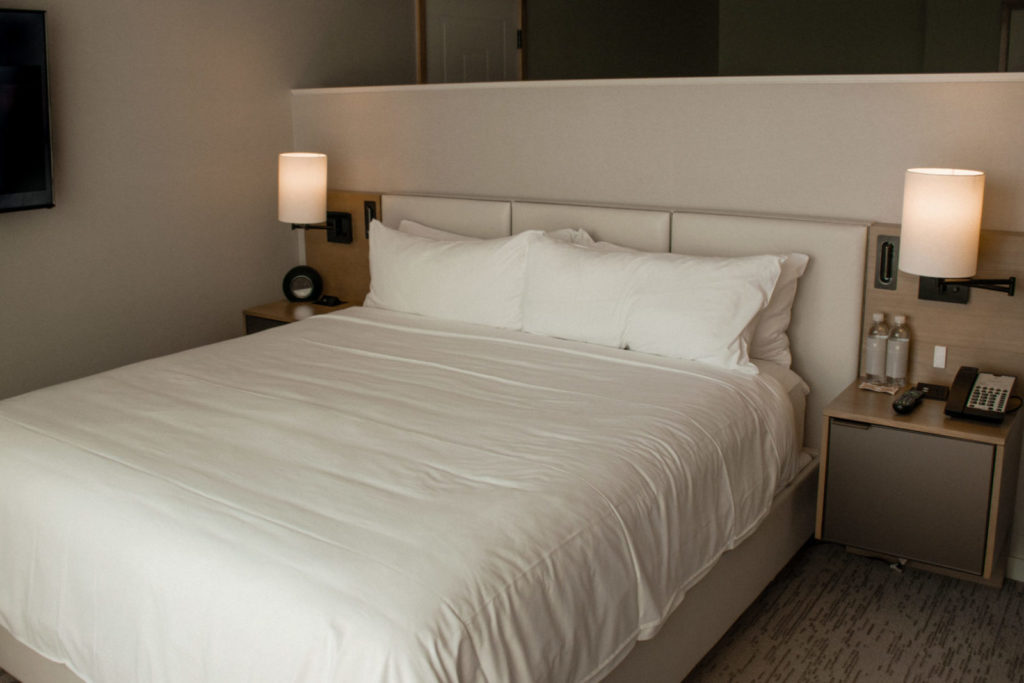 Jw Marriott Parq Kohler Bathtub And Wine