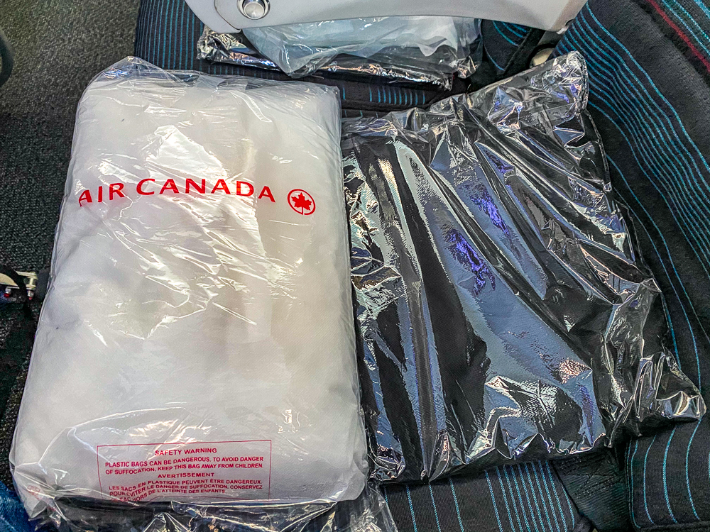 cdg-yul – air canada eco – covid-39