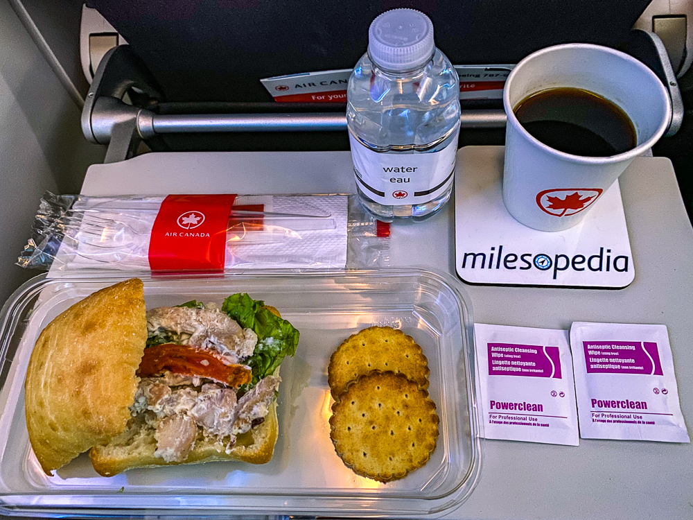 cdg-yul – air canada eco – covid-57