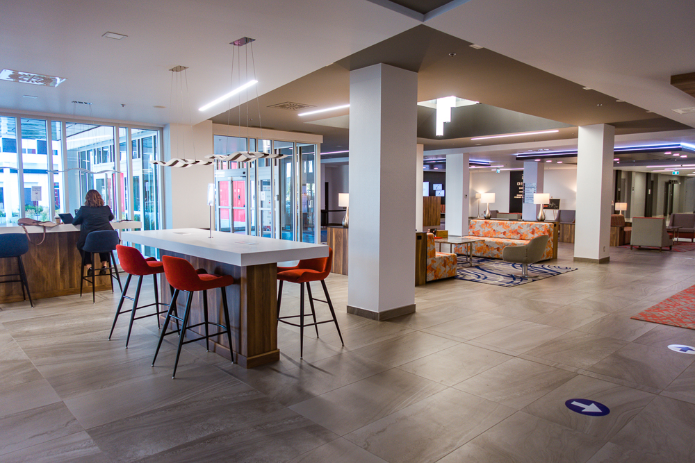 Delta Trois Rivieres Hall Reception