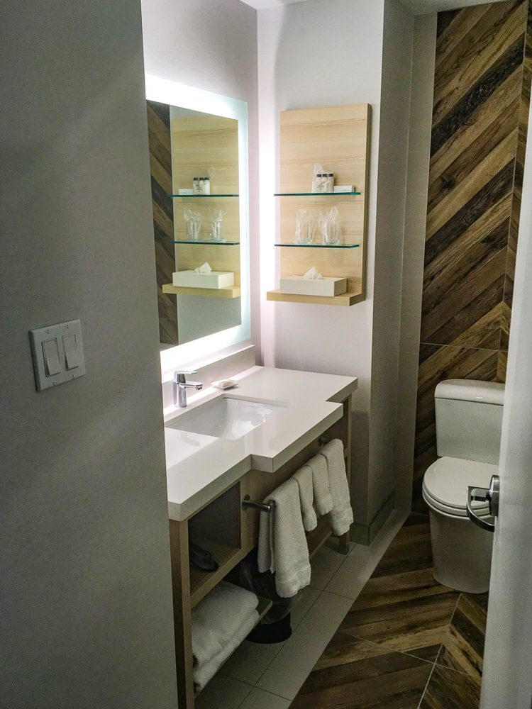 Hotel Delta Sherbrooke Conference Centre 05 1