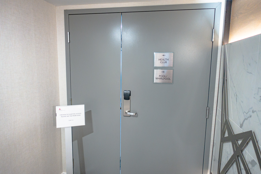 Hotel Marriott Aeroport De Vancouver Accès piscine et salle de sport