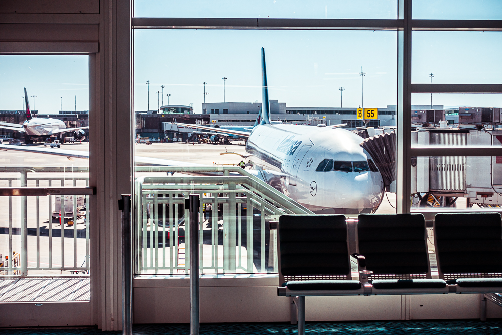 Lufthansa A330 Business Class 01