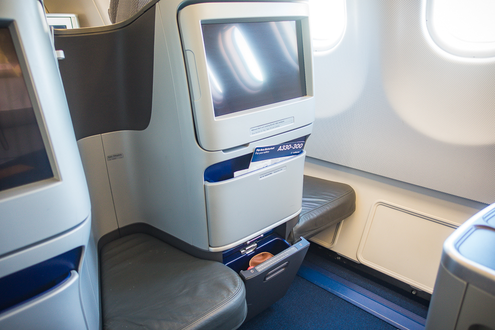 Lufthansa A330 Business Class 22