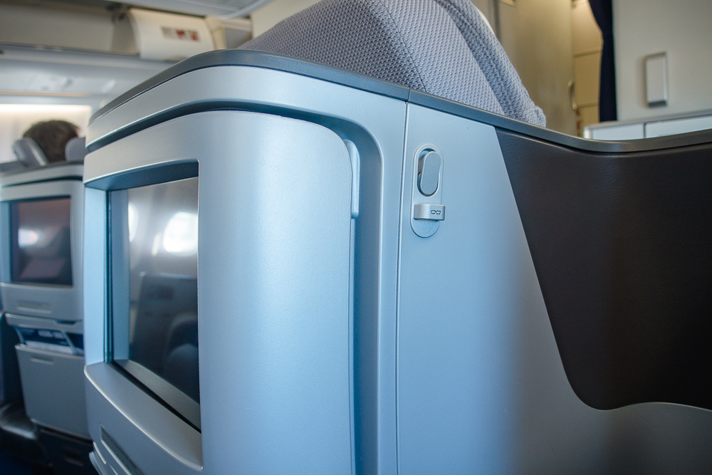 Lufthansa A330 Business Class 29