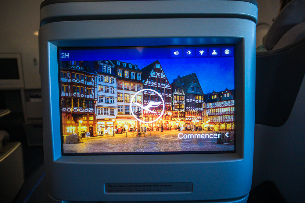 Lufthansa A330 Business Class 51