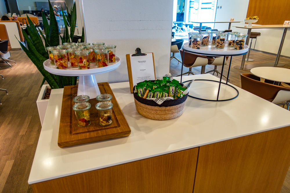 Lufthansa Senator Lounge Fra B 19