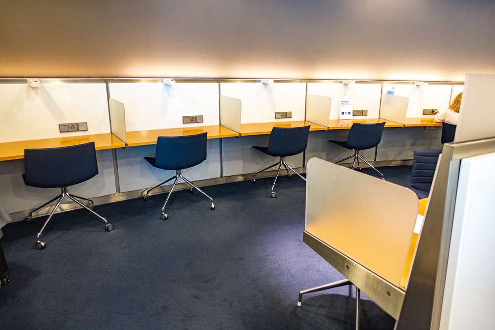 Lufthansa Senator Lounge Fra B 20