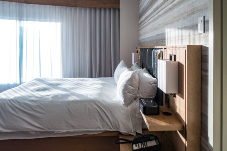 Marriott Quebec Lit Queen