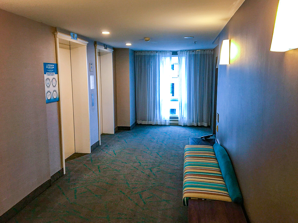 Springhill Suites Vieux Montreal Couloir