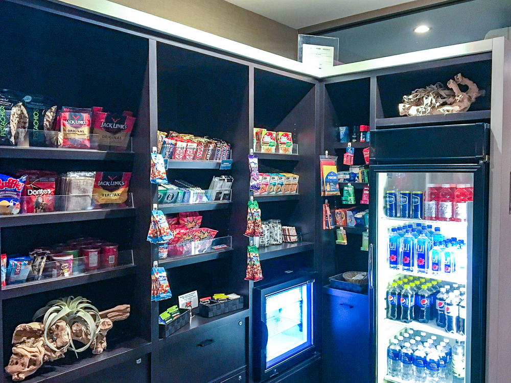 Springhill Suites Vieux Montreal Marche De L Hotel2