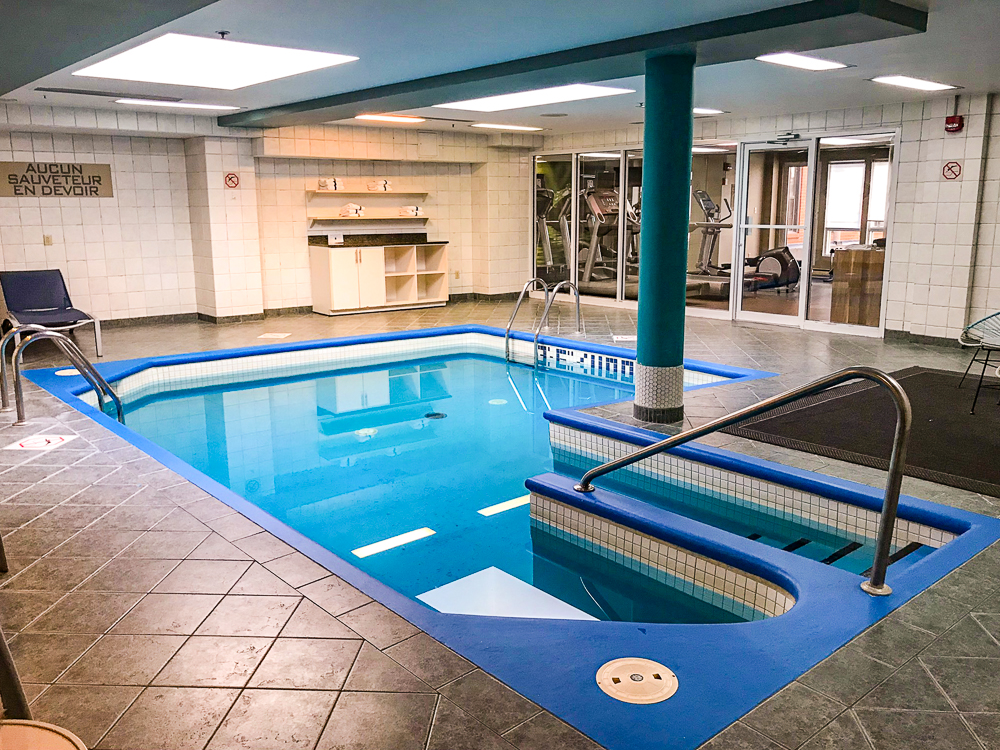 Springhill Suites Vieux Montreal Piscine 2