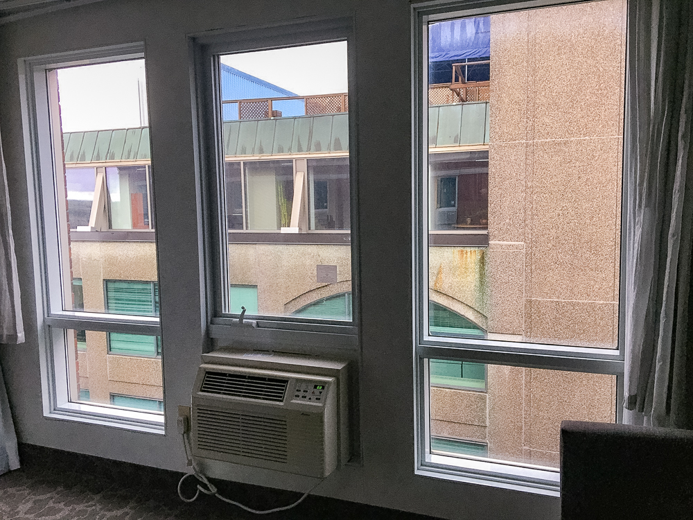 Springhill Suites Vieux Montreal Vue De La Chambre2