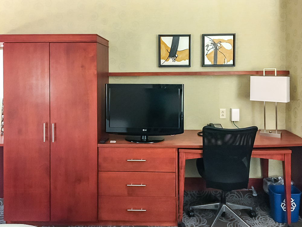 39 Courtyard By Marriott Aeroport De Montreal Bureau