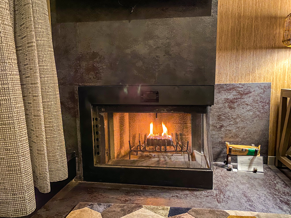 kananaskis mountain lodge autograph collection-48