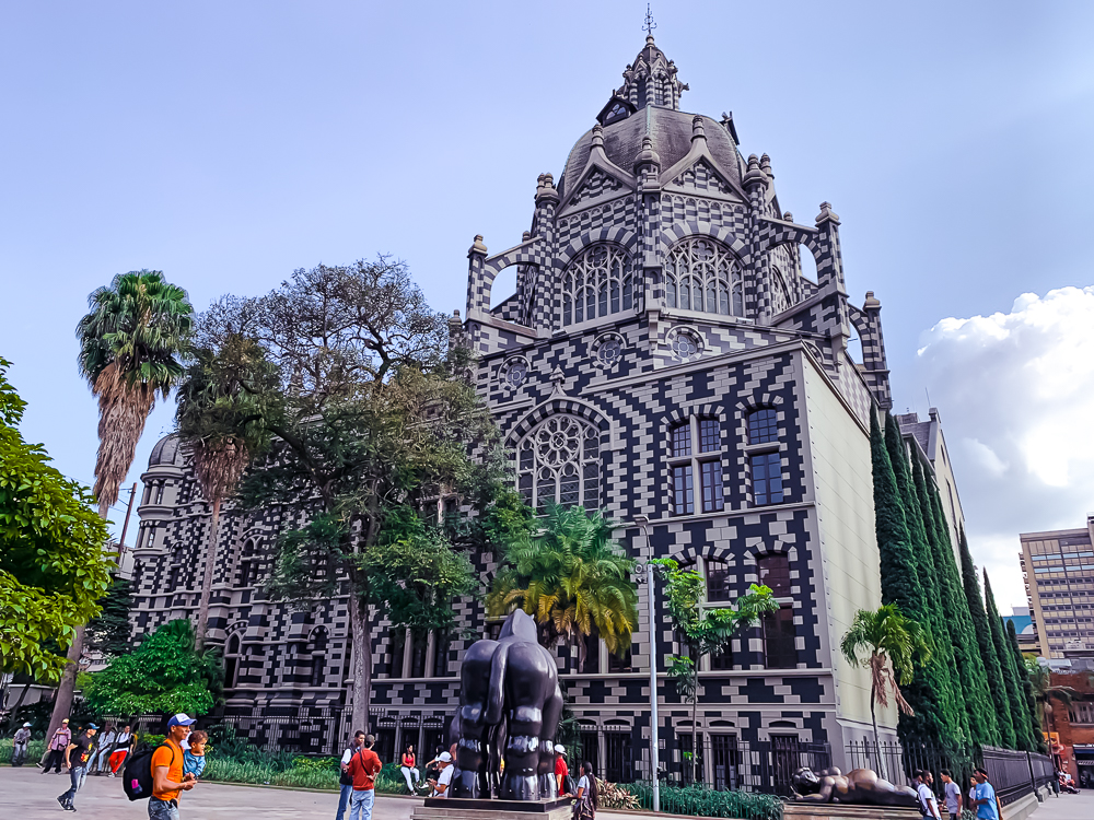 Place Botero Palais De Culture Rafael Uribe Uribe