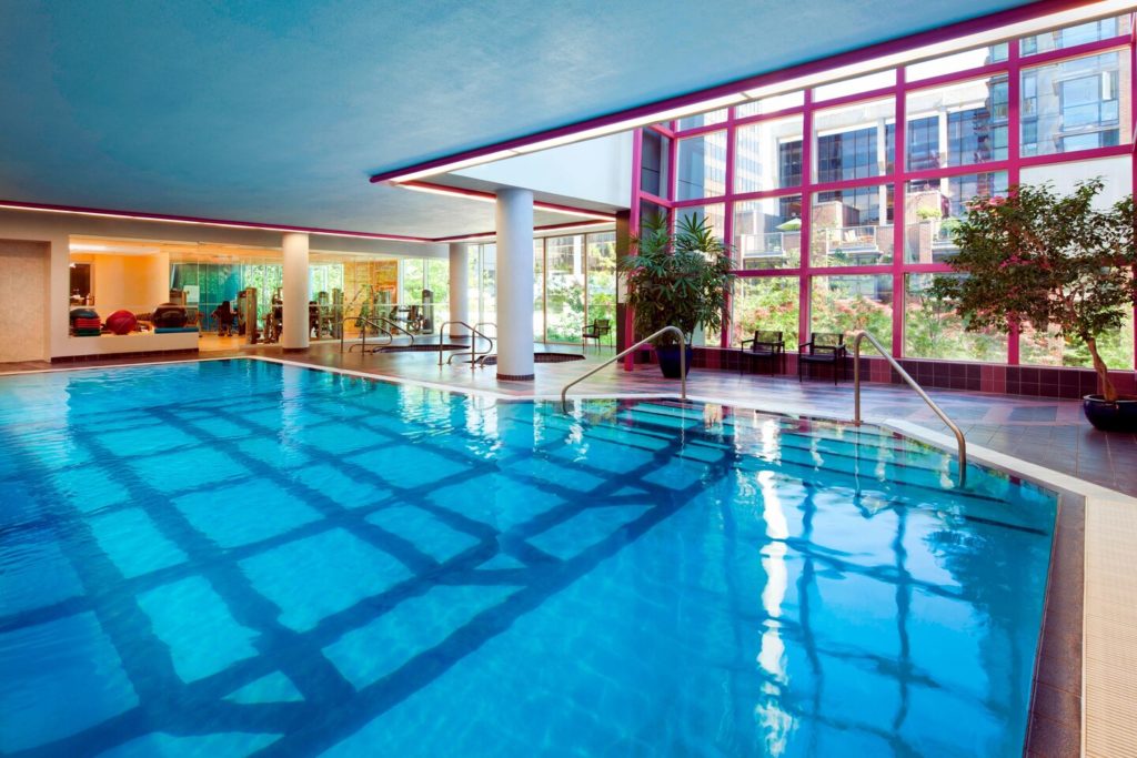 Sheraton Vancouver Pool