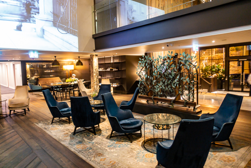 Sydney Pier 1 Autograph Collection Salon