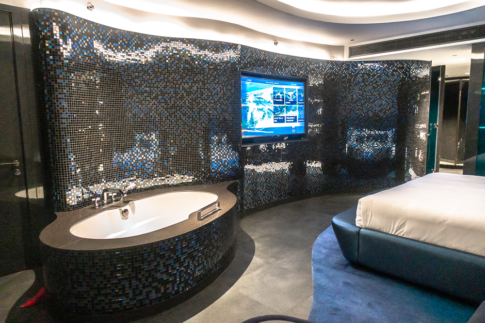 W Dubai The Palm Suite W